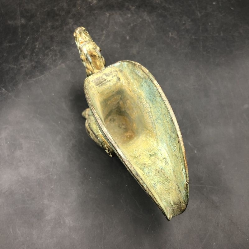 صنبور زجاجة، زخرفة نحاسية على  - مراجعة Collectible Vintage Wine وسعره