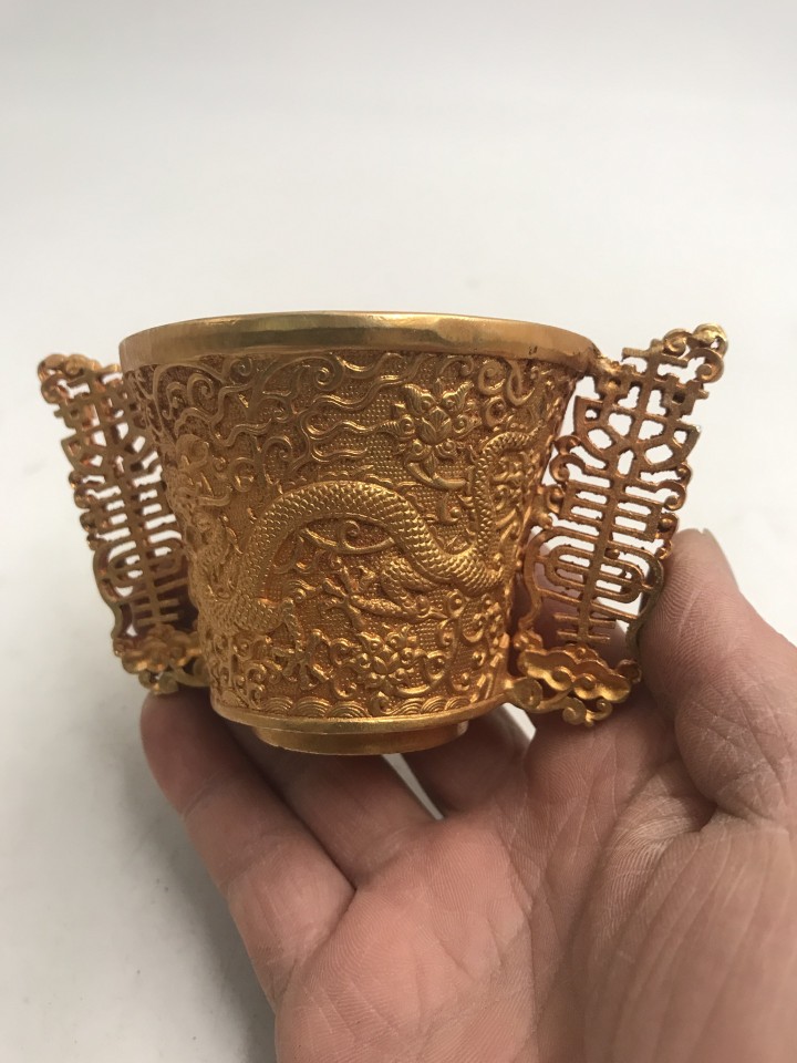 كأس نبيذ برونزي مطلي بالذهب بت - مراجعة Collectible Vintage Wine وسعره