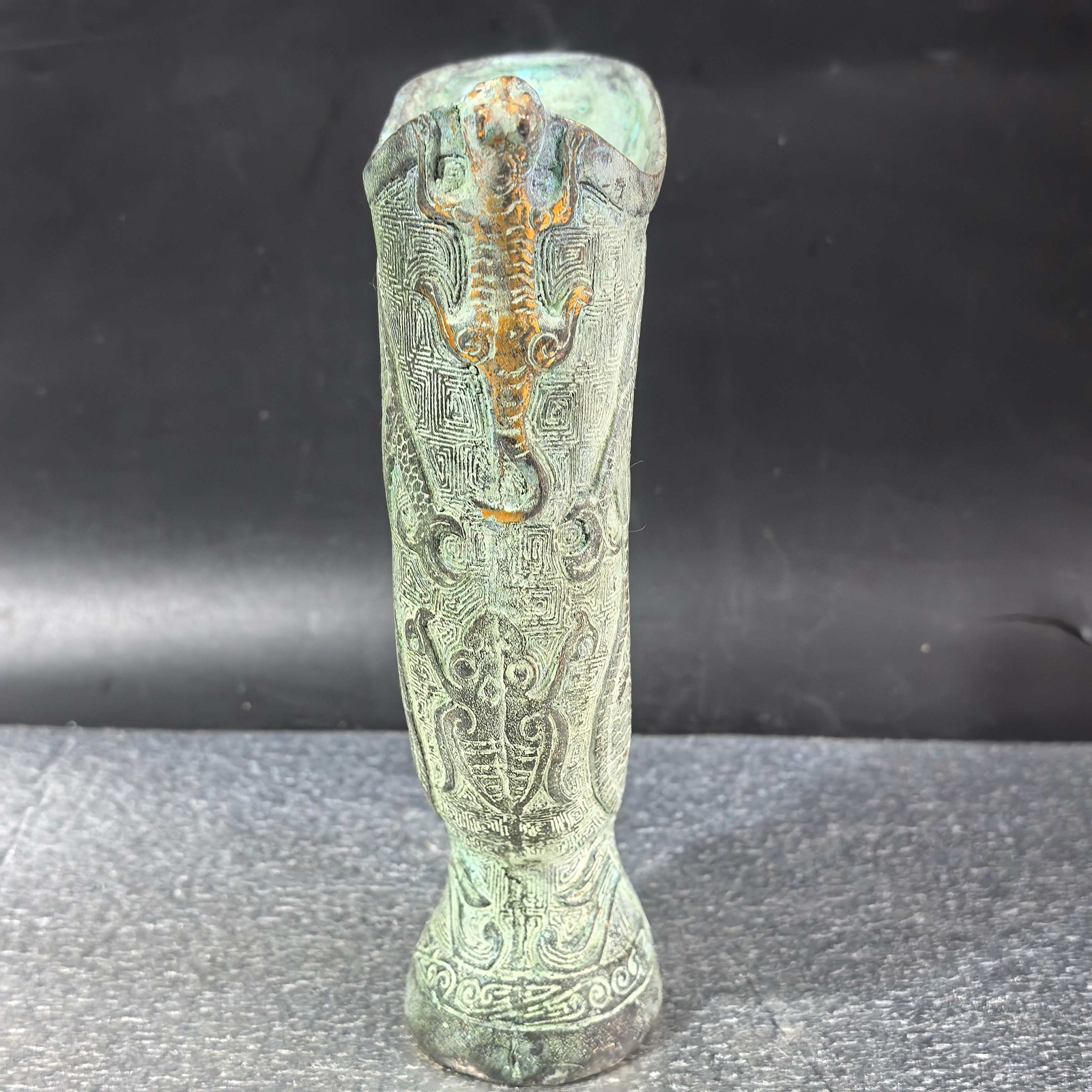 كأس نبيذ برونزي بنقش التنين، و - مراجعة Collectible Vintage Wine وسعره