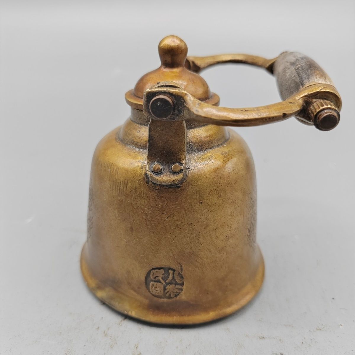 إبريق شاي نحاسي عتيق بمقبض رفع - مراجعة Collectible Vintage Wine وسعره